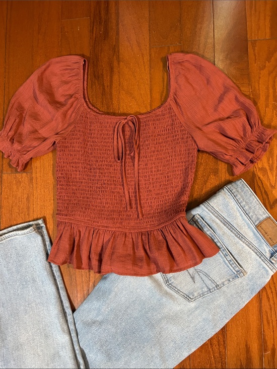 mine Tops - Feminine Smocked Top